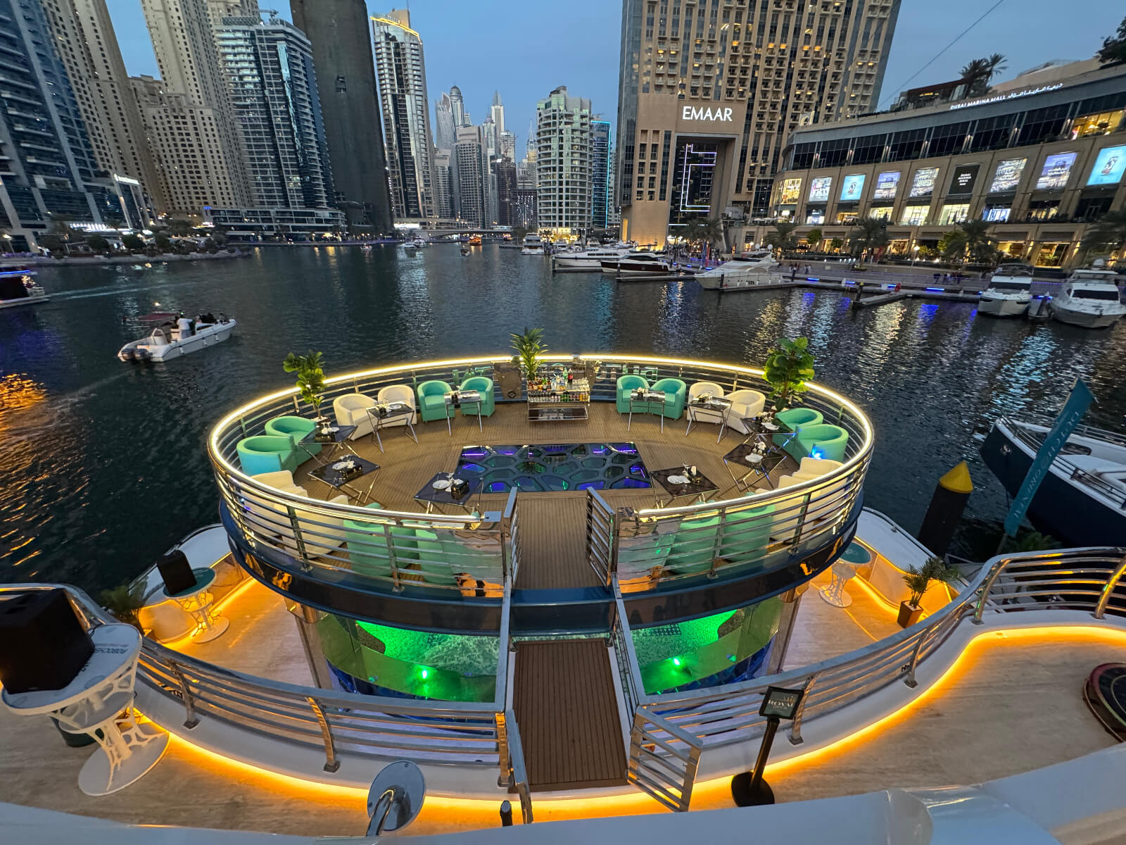 Marina-Premium-Megayacht-Cruise-8